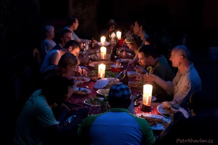 image dinner with candlelight in Tamana